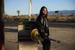 adelanto de su tercer álbum "The End" que se lanzará el 24 de octubre