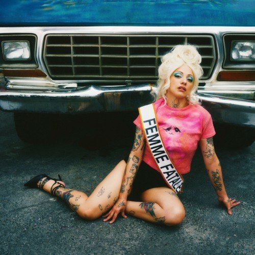 Femme Fatale" de Mon Laferte es un álbum nostálgico que combina la pasión vintage con la intensidad artística contemporánea